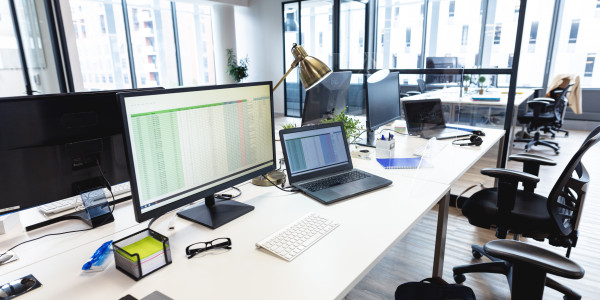 Proyectos de ICT Oficinas / Locales Comerciales en Barcelona · Wi-Fi y redes privadas