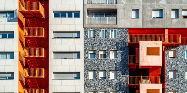 Proyectos de ICT Viviendas / Edificios en Barcelona · Diseño e implementación de redes cableadas e inalámbricas
